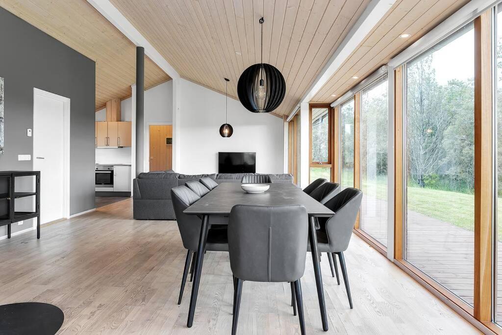 Scandinavian Villa In South Iceland Laugaras Bagian luar foto