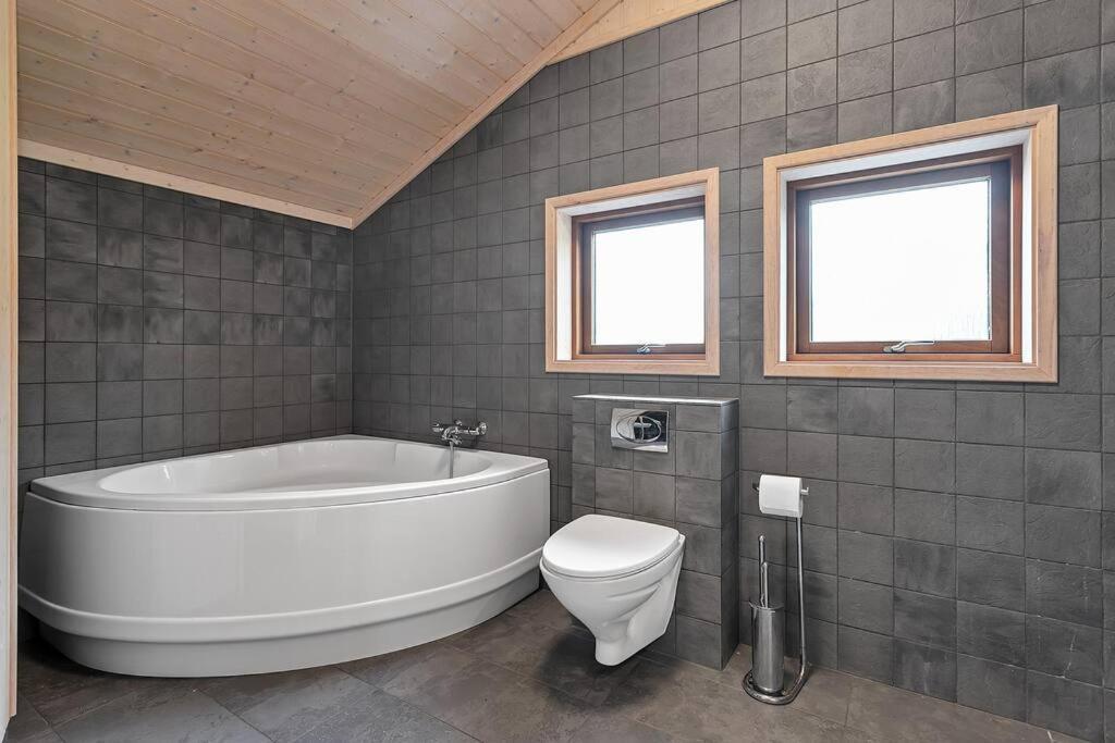 Scandinavian Villa In South Iceland Laugaras Bagian luar foto