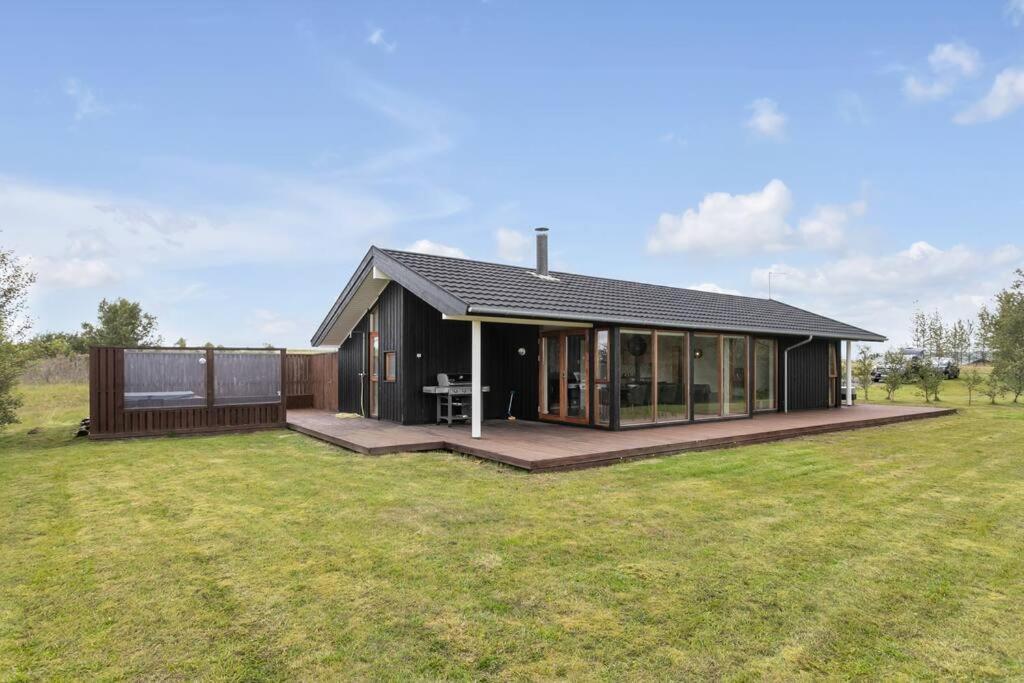 Scandinavian Villa In South Iceland Laugaras Bagian luar foto