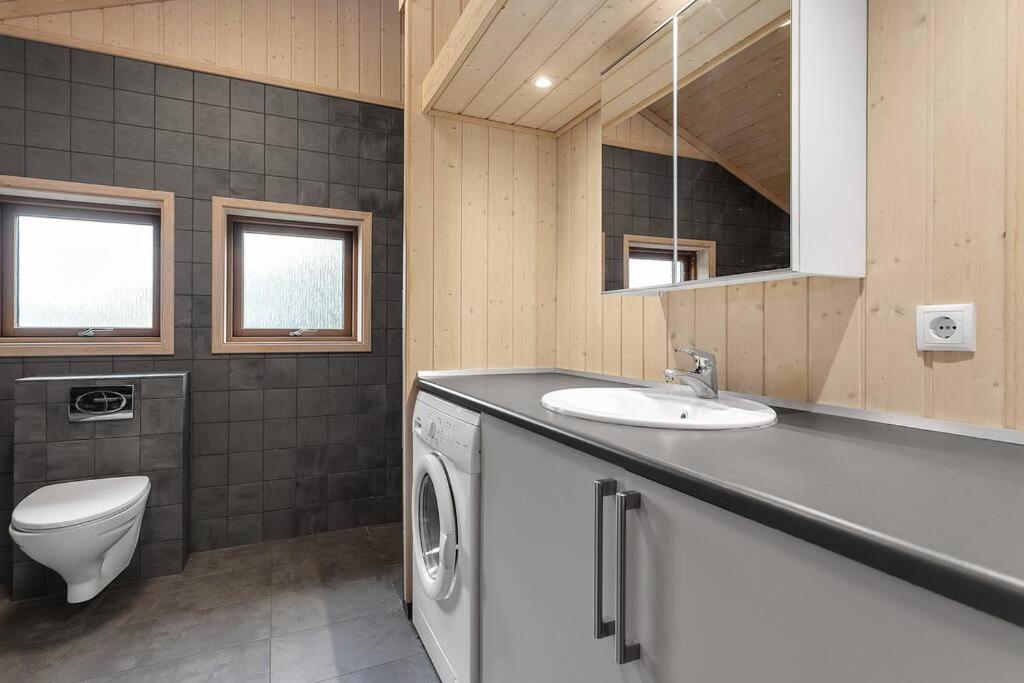 Scandinavian Villa In South Iceland Laugaras Bagian luar foto